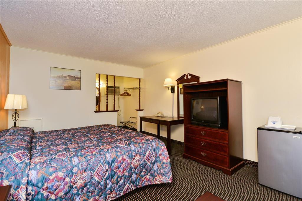 Soudersburg Inn & Suites Lancaster Ронкс Номер фото