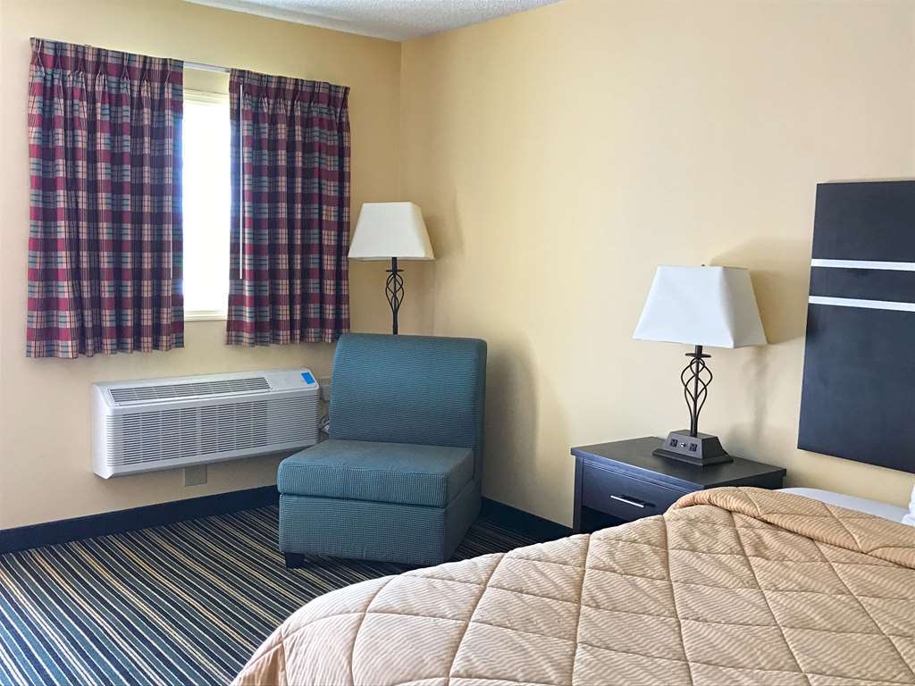 Soudersburg Inn & Suites Lancaster Ронкс Номер фото