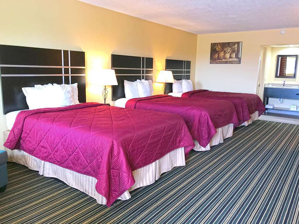 Soudersburg Inn & Suites Lancaster Ронкс Номер фото