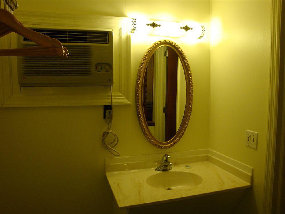 Soudersburg Inn & Suites Lancaster Ронкс Экстерьер фото